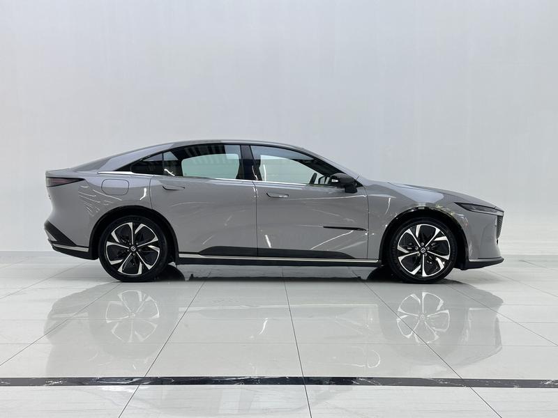 Mazda EZ-6, 2024 — фото 8 из 12