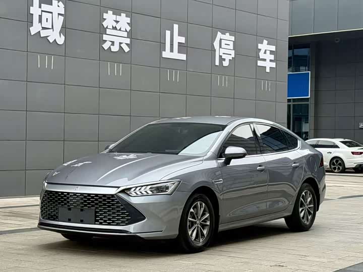 BYD Qin Plus, 2023 — купить в Санкт-Петербурге под ключ