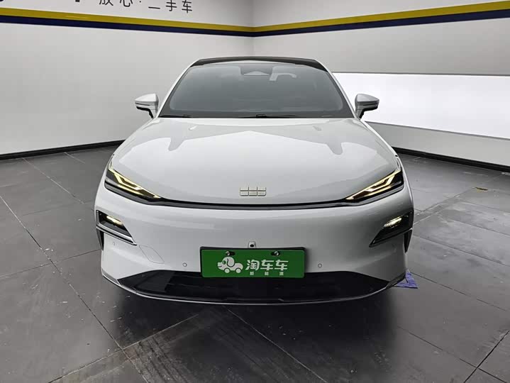 Geely Galaxy Starshine 8 EM-i, 2025 — фото 2 из 9