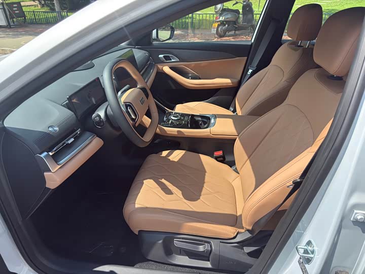 Geely Galaxy A7, 2025 — фото 7 из 9
