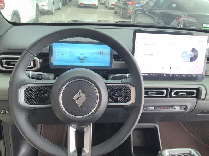 Baojun Yep Plus, 2025 — фото 8 из 12