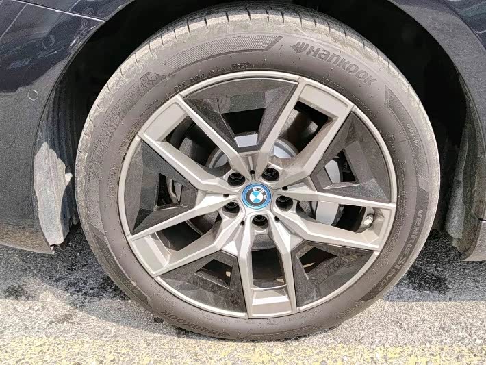 BMW i5, 2025 — фото 9 из 9