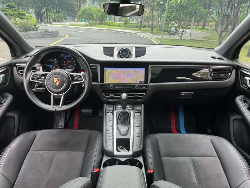 Porsche Macan, 2021 — фото 6 из 9