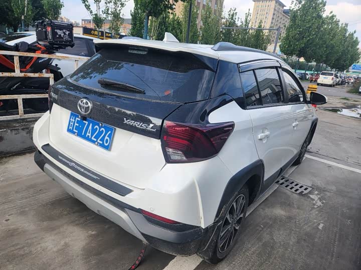 Toyota Yaris L Hatchback, 2022 — фото 9 из 9
