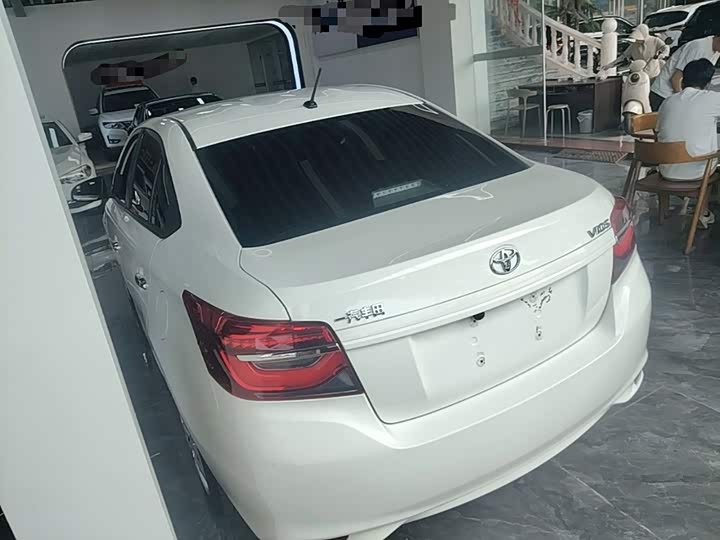 Toyota Vios, 2023 — фото 5 из 9