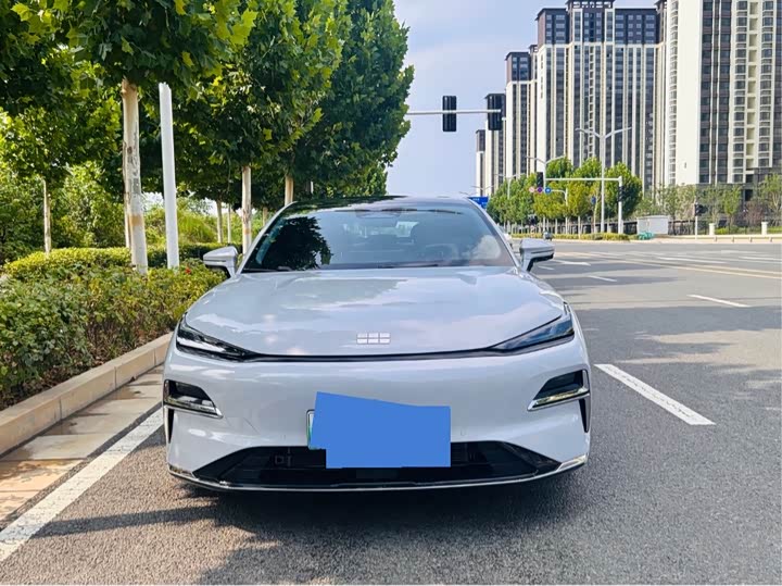 Geely Galaxy Starshine 8 EM-i, 2025 — фото 2 из 9