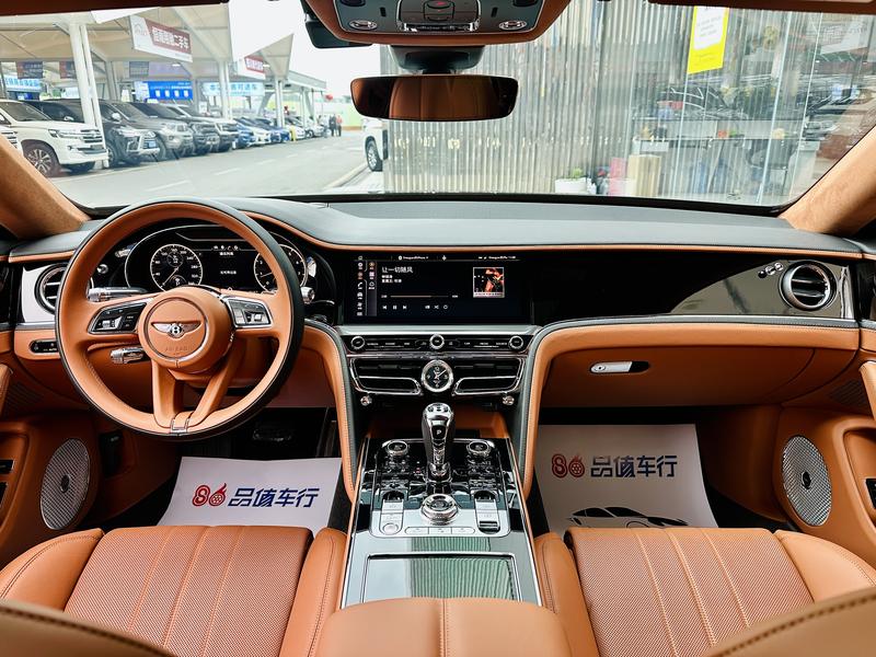 Bentley Flying Spur, 2023 — фото 5 из 11