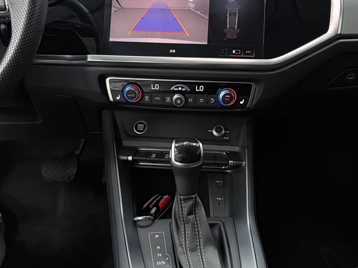 Audi Q3 Sportback, 2022 — фото 9 из 9
