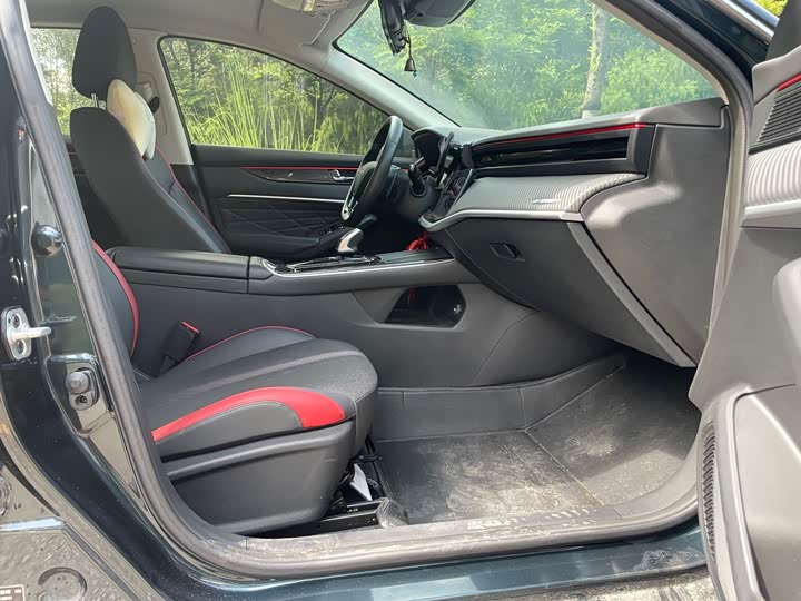 Dongfeng Aeolus Yixuan Max, 2021 — фото 7 из 9