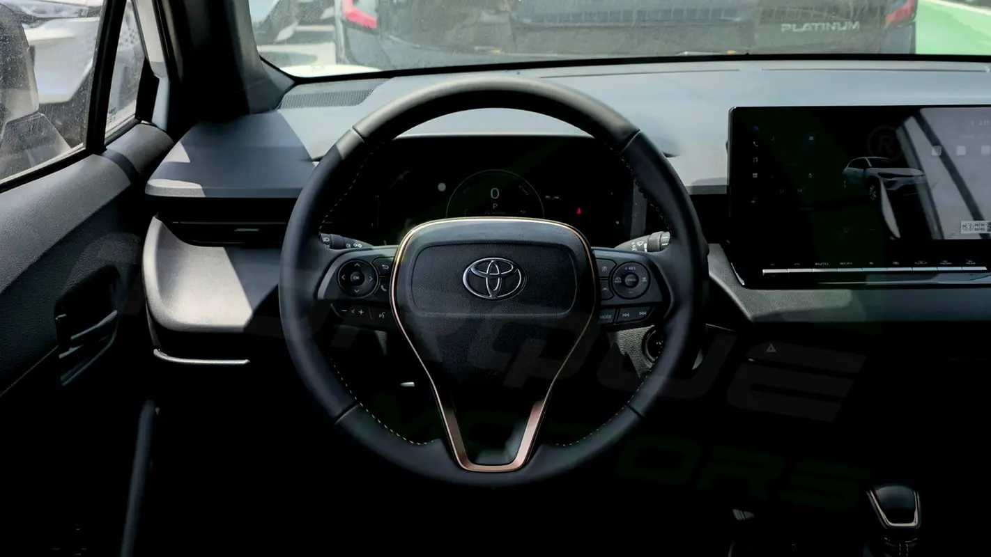 Toyota Corolla Cross, 2026 — фото 8 из 10