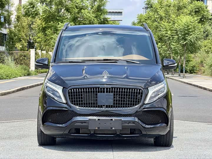 Mercedes-Benz V-Class, 2022 — фото 3 из 9