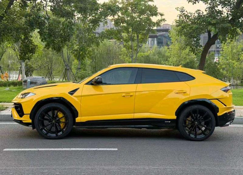 Lamborghini Urus, 2023 — фото 3 из 9