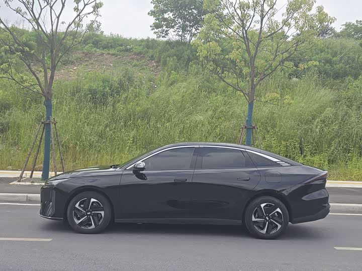 Geely Galaxy L6, 2024 — фото 7 из 9