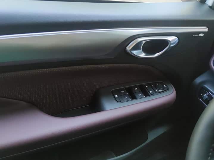 GAC Trumpchi M6, 2025 — фото 7 из 9