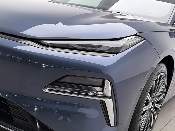 Geely Galaxy Starshine 8 EM-i, 2025 — фото 7 из 9