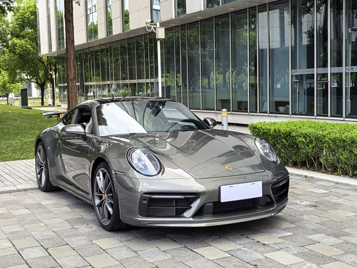 Porsche 911, 2023 — фото 3 из 9