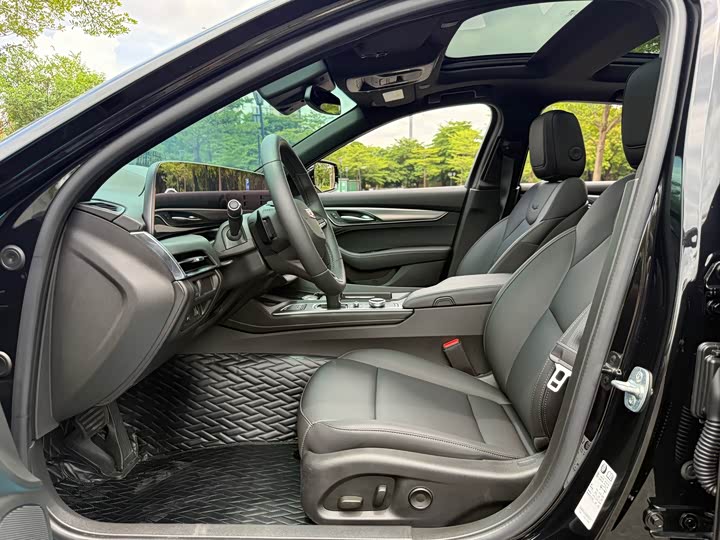 Cadillac CT5, 2025 — фото 7 из 9