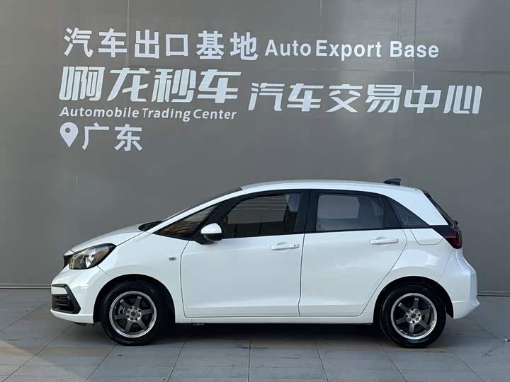 Honda Fit, 2022 — фото 3 из 9