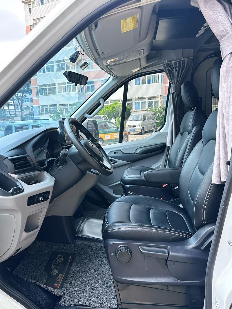 Maxus V90 RV, 2022 — фото 9 из 12