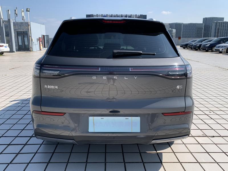 Geely Galaxy E5, 2025 — фото 5 из 10