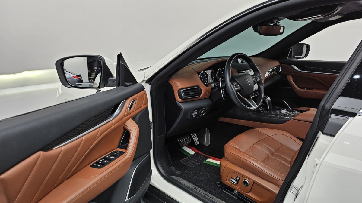 Maserati Levante, 2021 — фото 9 из 12