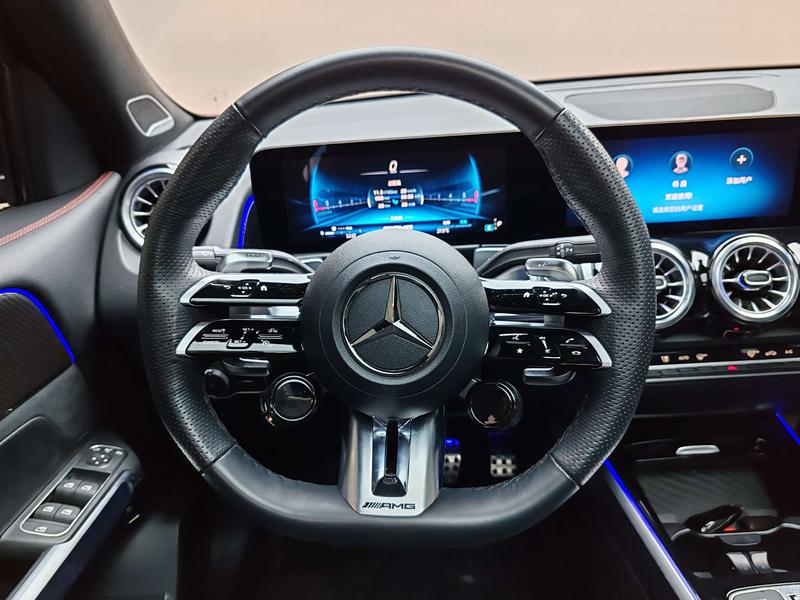 Mercedes-Benz GLB-Class AMG, 2025 — фото 10 из 12