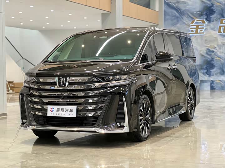 Toyota Vellfire, 2023 — купить в Иванове под ключ