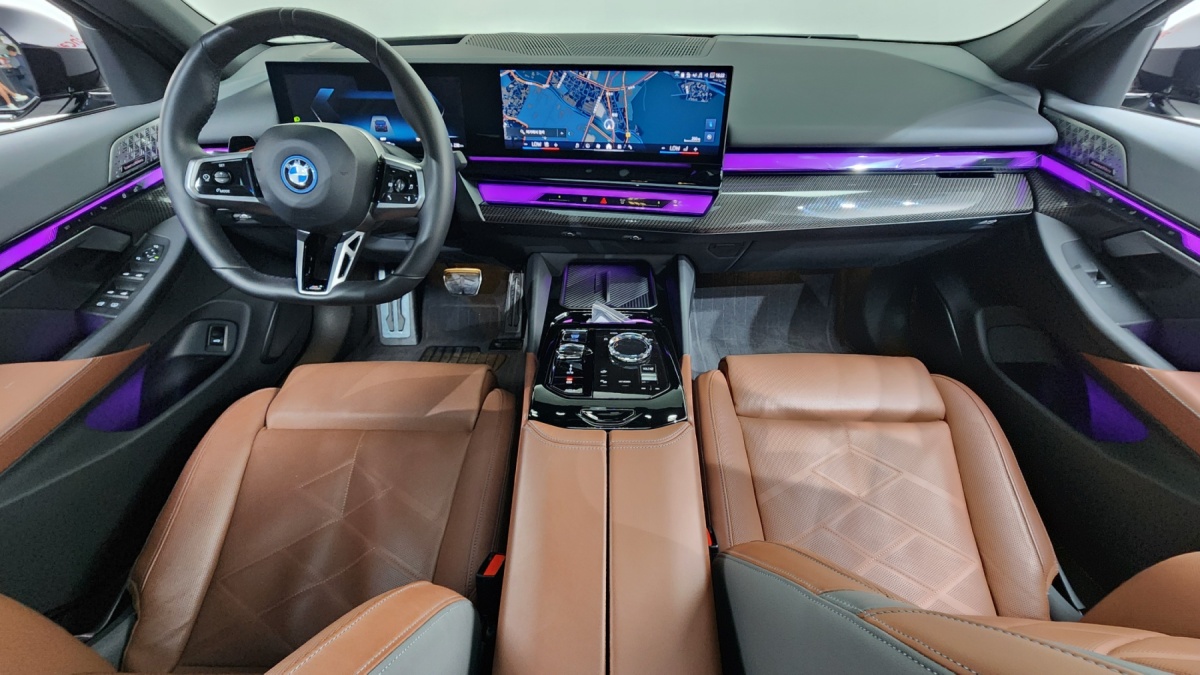 BMW i5, 2023 — фото 6 из 12