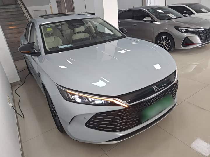 BYD Qin L, 2025 — фото 4 из 9