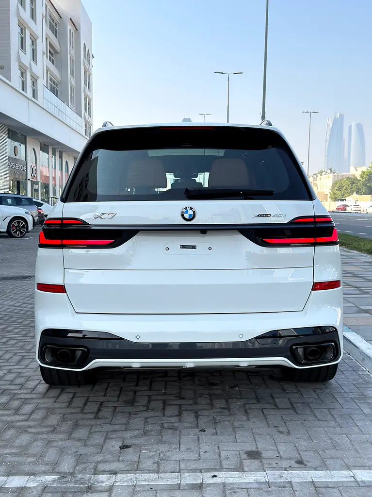 BMW X7, 2026 — фото 9 из 10