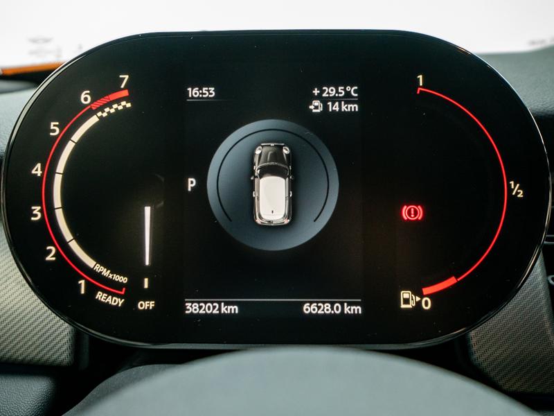 Mini Mini JCW, 2022 — фото 10 из 12