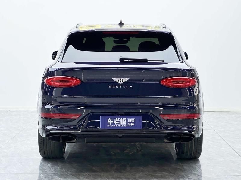 Bentley Bentayga, 2022 — фото 5 из 12