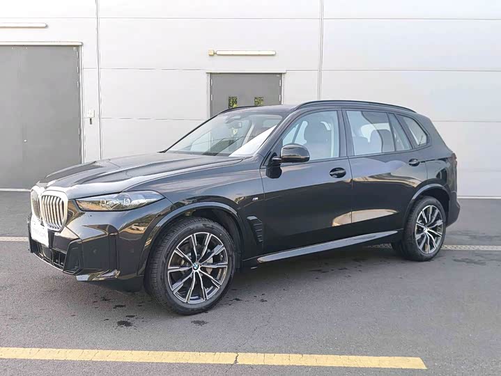 BMW X5, 2025 — купить в Саранске под ключ