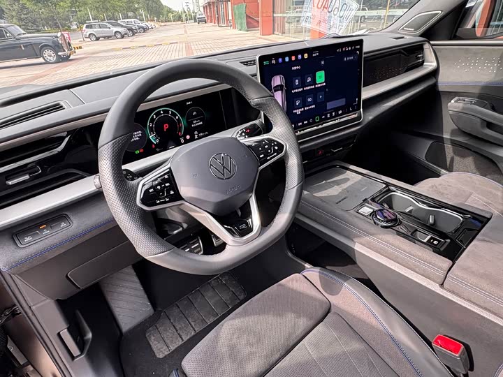 Volkswagen Teramont Pro, 2024 — фото 9 из 9