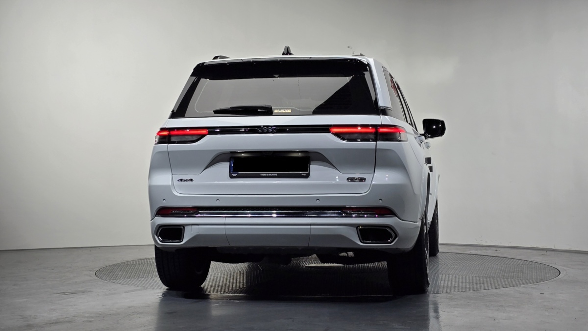 Jeep Cherokee, 2023 — фото 4 из 12