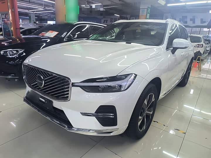 Volvo XC60, 2026 — купить в Твери под ключ