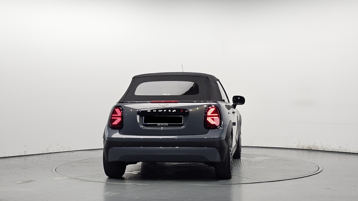 Mini Cooper Convertible, 2025 — фото 4 из 12