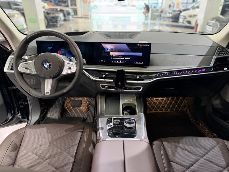 BMW X5, 2024 — фото 8 из 12