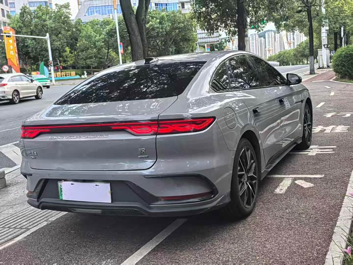 BYD Han, 2025 — фото 8 из 9