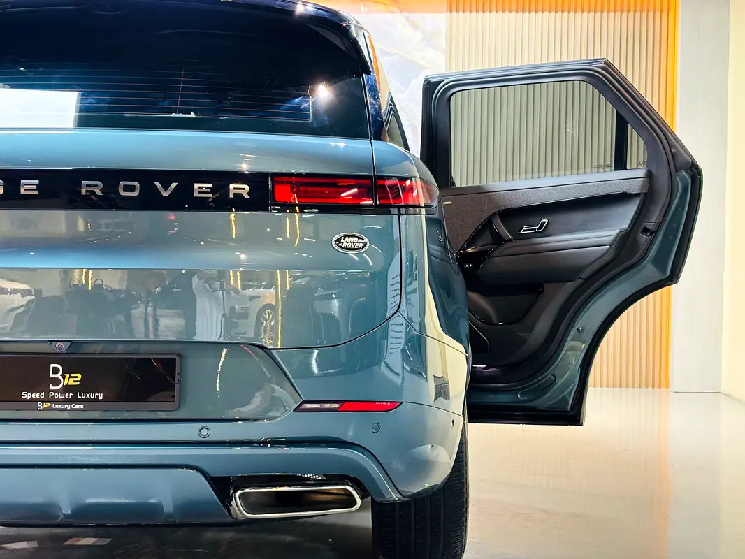 Land Rover Range Rover Sport, 2023 — фото 6 из 10