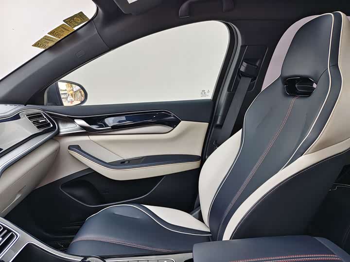 BYD Qin Plus, 2022 — фото 5 из 9