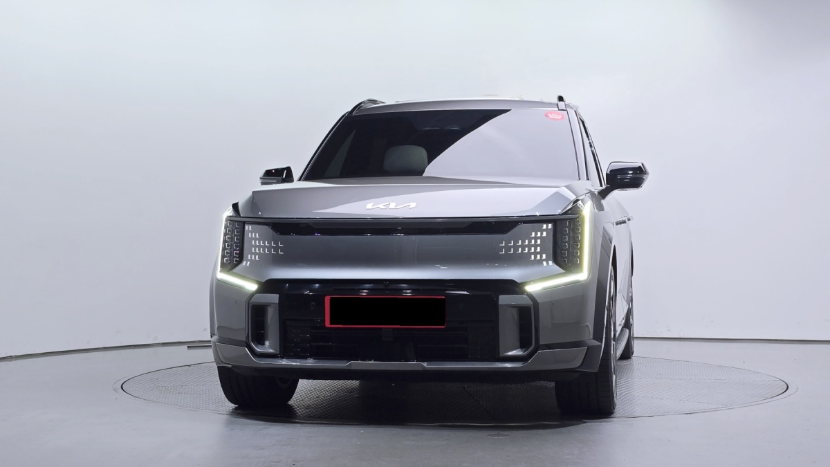 Kia EV9, 2023 — фото 3 из 12