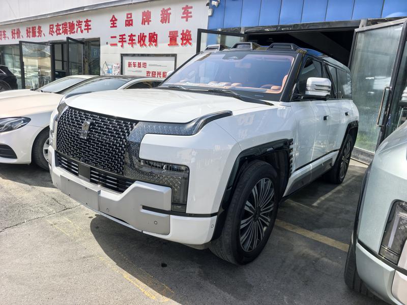 BYD Yangwang U8, 2023 — купить в Воронеже под ключ