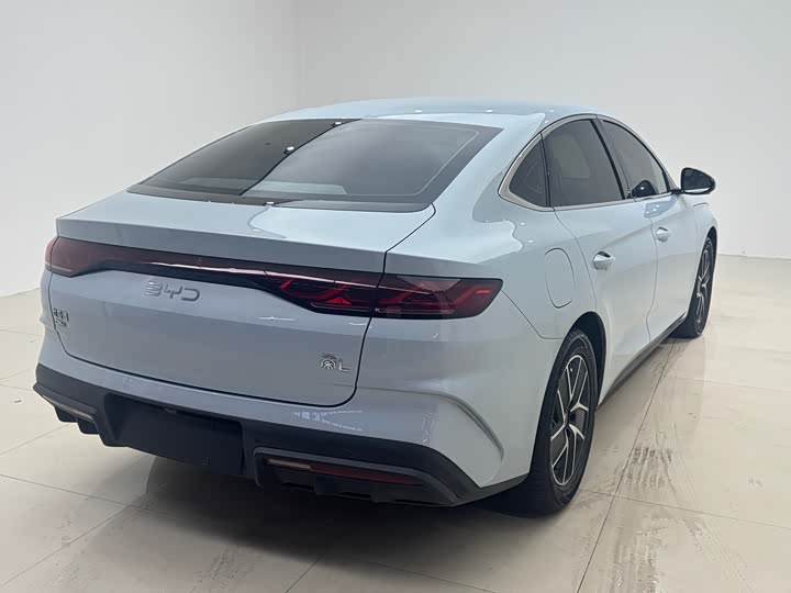 BYD Qin L, 2024 — фото 8 из 9