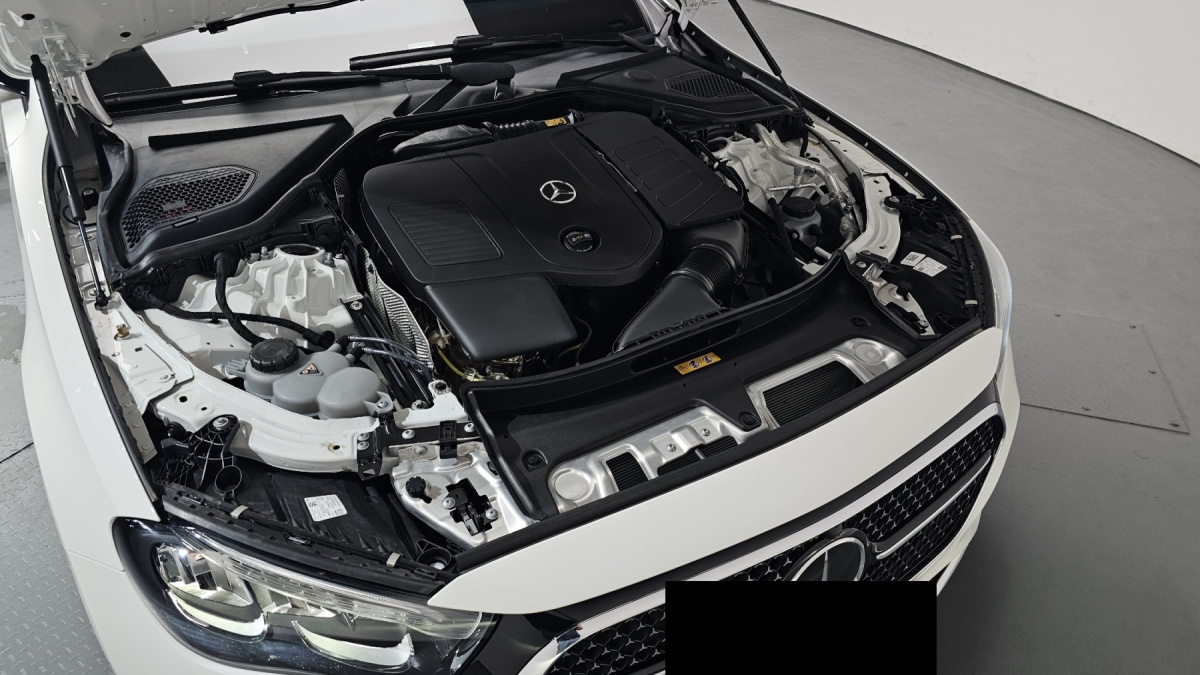 Mercedes-Benz E-Class, 2025 — фото 6 из 12