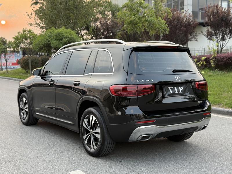 Mercedes-Benz GLB-Class, 2023 — фото 4 из 12