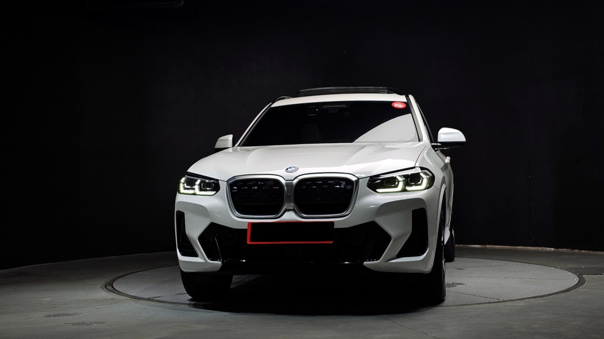 BMW iX3, 2021 — фото 3 из 12