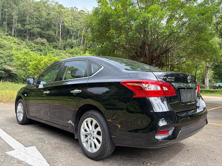 Nissan Sylphy, 2022 — фото 7 из 9