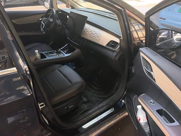 BYD Song Max Hybrid, 2021 — фото 8 из 9