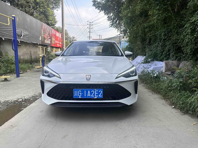 Roewe i5, 2024 — фото 2 из 10